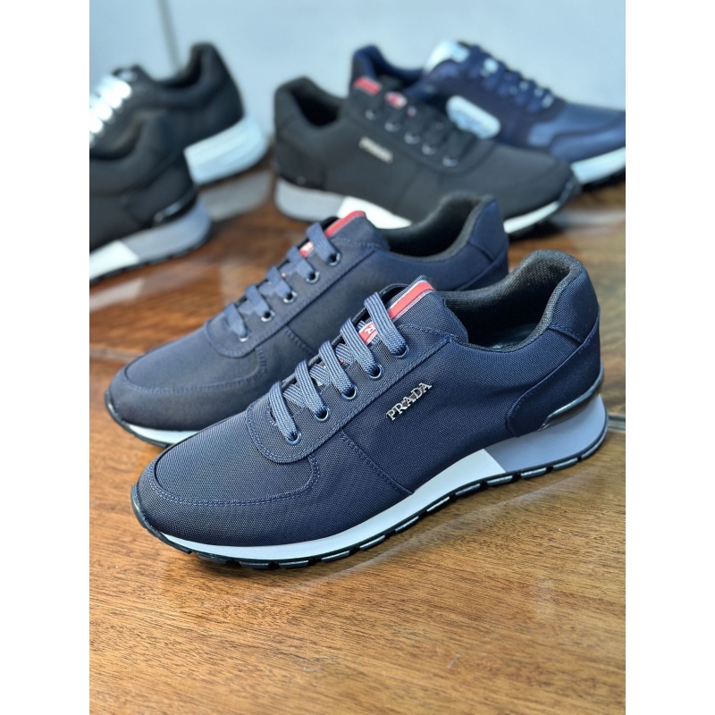 Pra*a casual shoes